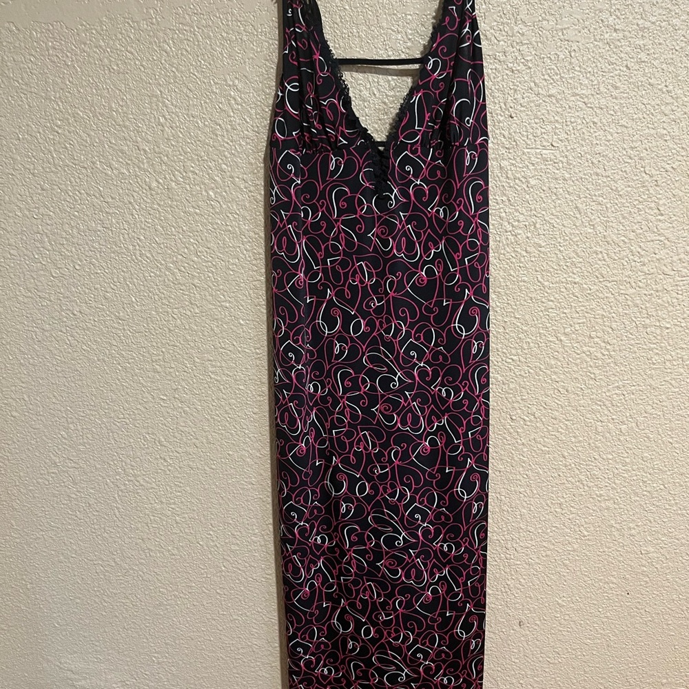 Elegant Black and Pink Swirl Maxi Dress